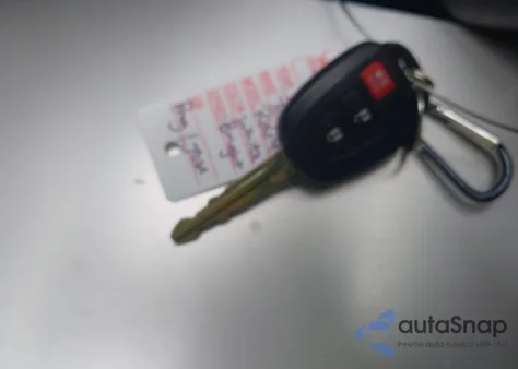 2014 Toyota Rav4 Xle z USA, uszkodzony, nr VIN JTMWFREV3EJ012968